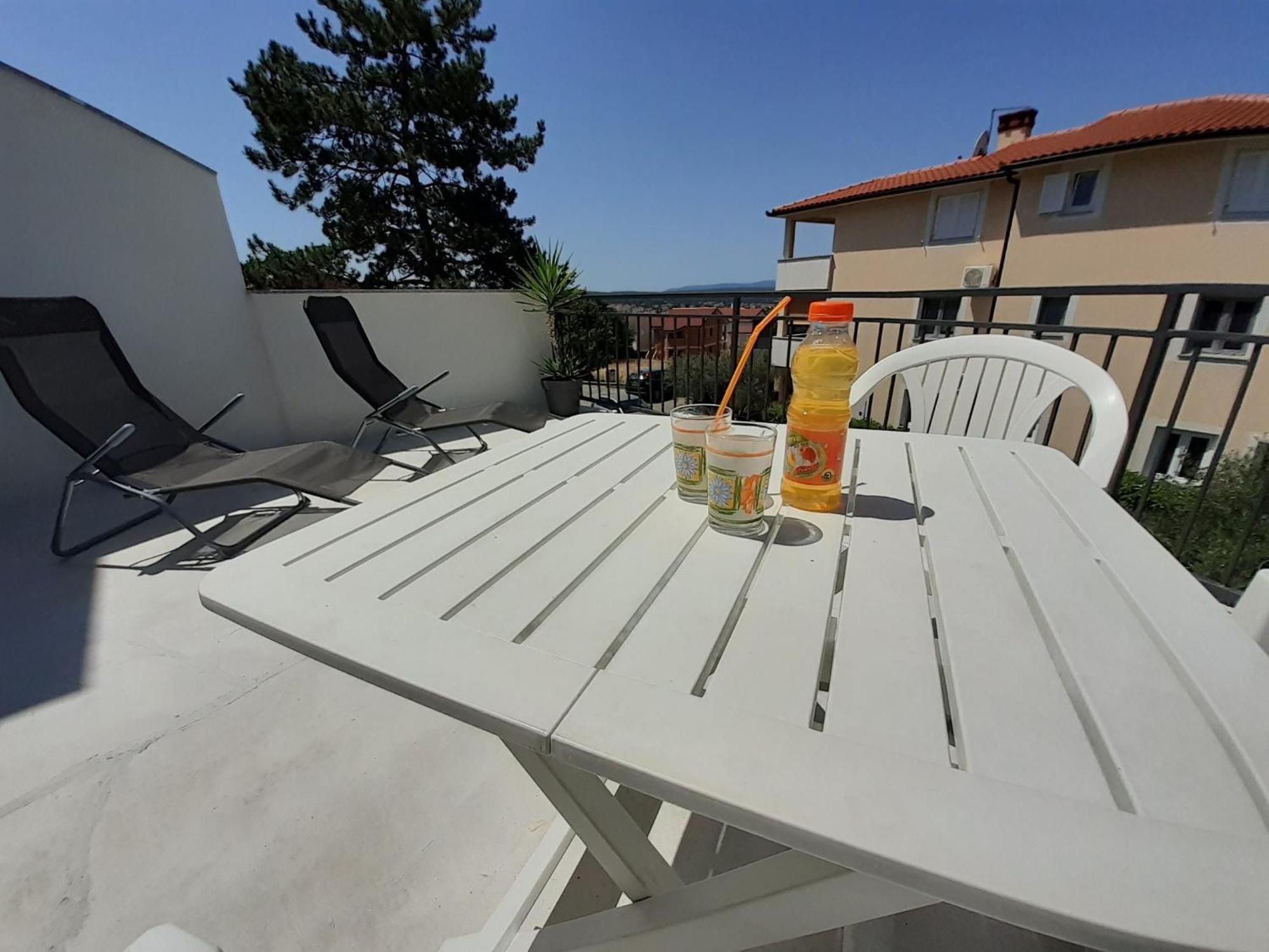 Apartmani Bilandzic-Krk Malinska Habitación foto